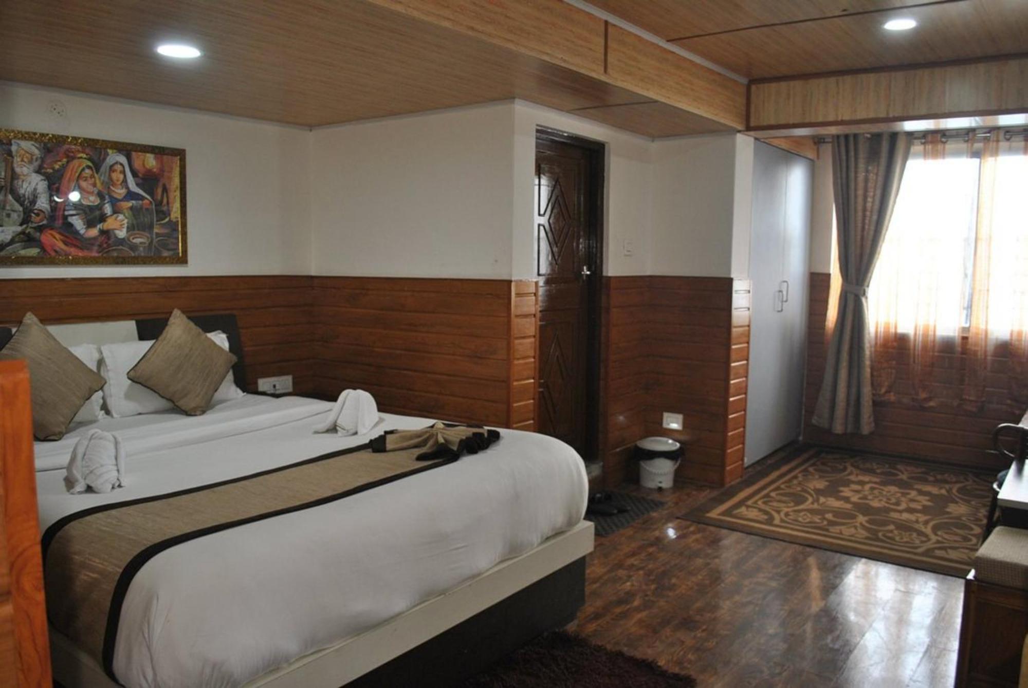 Hotel Kasturi Palace Darjeeling - Excellent Service Recommended Dış mekan fotoğraf